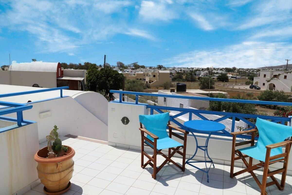 Santorini Seaside Retreat - Flora'S Summer Escape Perissa  Luaran gambar