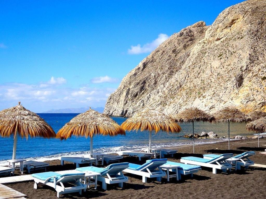 Santorini Seaside Retreat - Flora'S Summer Escape Perissa  Luaran gambar