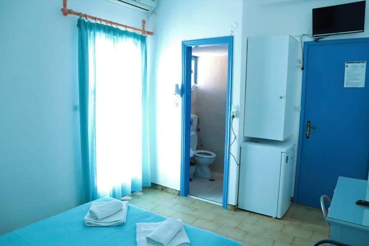 Santorini Seaside Retreat - Flora'S Summer Escape Perissa  Luaran gambar