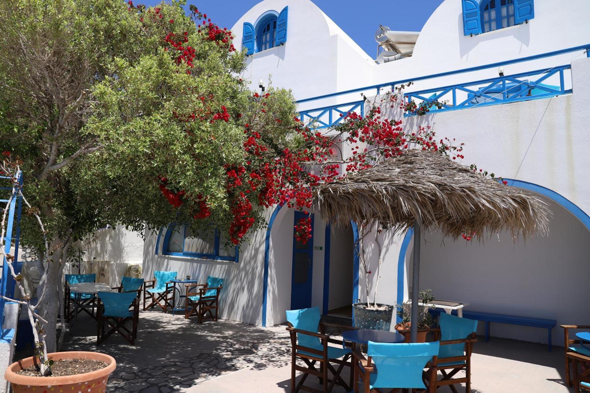 Santorini Seaside Retreat - Flora'S Summer Escape Perissa  Luaran gambar